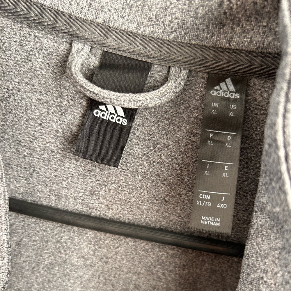 Adidas jacket - Picture 4 of 4